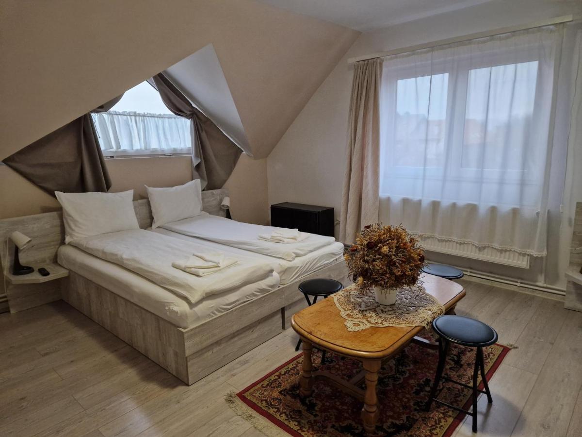 Sepsi Relax Hotel Sfântu-Gheorghe Exterior foto